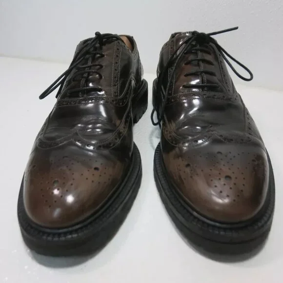 Burberry | Shoes | Burberry Wingtip Derby Leather Dress  display picture 1